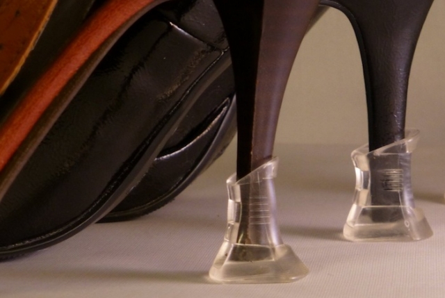heel stoppers