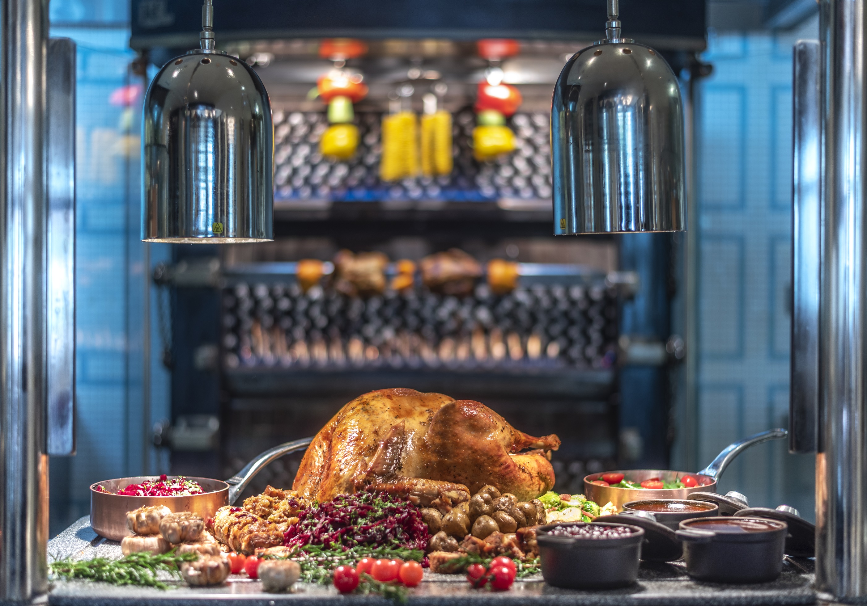 THROW A HASSLE-FREE GRAND CHRISTMAS DINNER IN DUBAI - Dubai Confidential