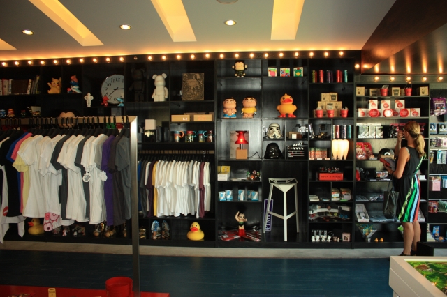 the zoo concept store jumerah beach road