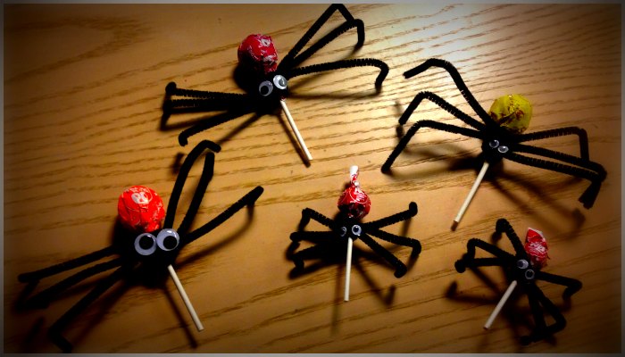Spider lollipops for Halloween