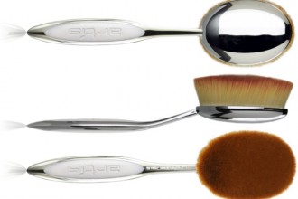 Oval 10 Flat Makeup Brush