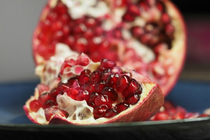 Pomegranate for a good skin