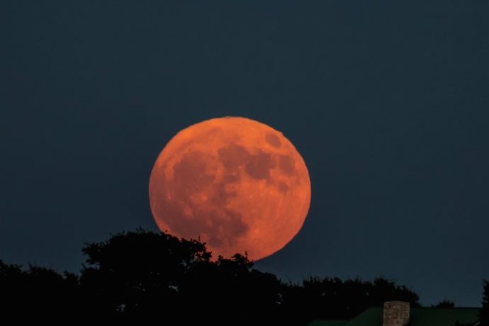 SUPER MOON IN DUBAI